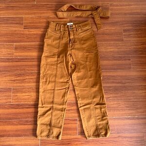 Kensie Brown Cargo pants size 6/28